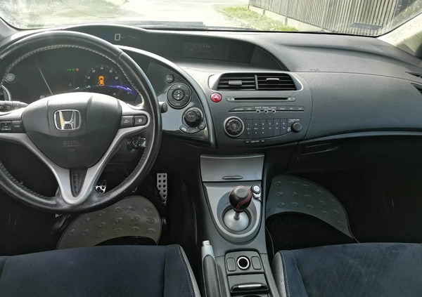 Honda Civic cena 15900 przebieg: 206000, rok produkcji 2006 z Koprzywnica małe 137